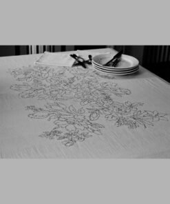 Table Cloth 8 Napkin Black Border