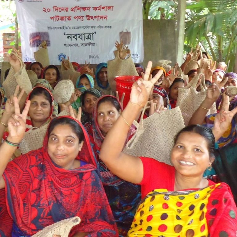 Macramé - the knot that binds us together 7 366958026 787214573403804 5946369427526083520 n