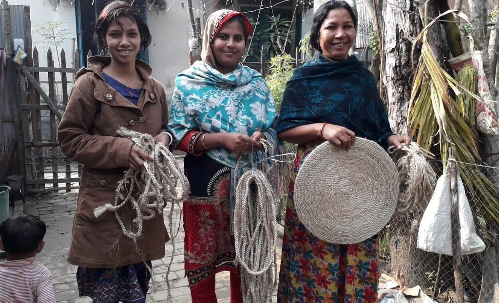 DIY Handicraft Tutorials: Experience the Art of Handmade Creations 4 Sustainable Practices in Handicraft Production