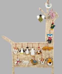 BaSE-91001 Hanging Animals