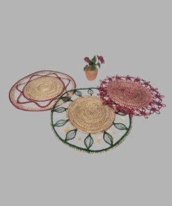 🌿 Palm Fiber Leaf Placemat – Round