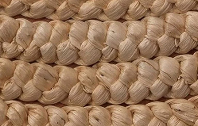 Dried date palm leaf weaving material